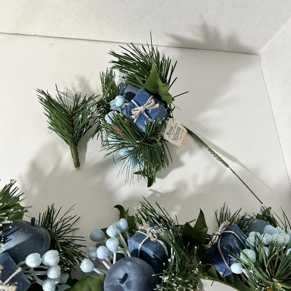 Lot of 8 Vintage Christmas Floral‎ Stems Michaels Decor Winter Holiday Greenery